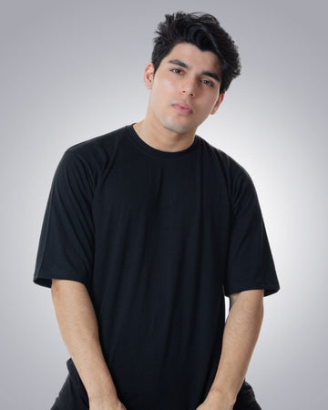 Oversized Black Solid T-shirt Crew Cut/Round Neck Elbow length Sleeves