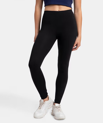 Women Solid Lounge Pants